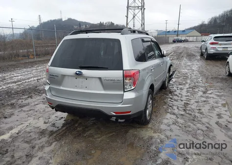 2010 Subaru Forester 2.5X Limited z USA, uszkodzony, nr VIN JF2SH6DC5AH788707